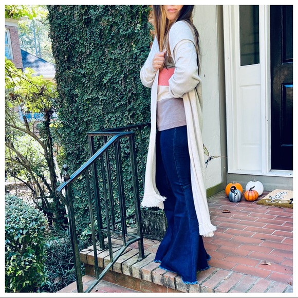 22 Frayed hem wide leg stretch bell flare jeans - Picture 10 of 10